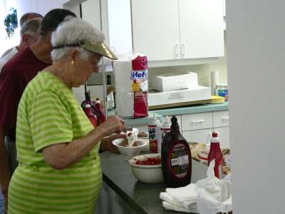 Georgette's Birthday Party<br>
Photos by Nora Szabo - Slide 10