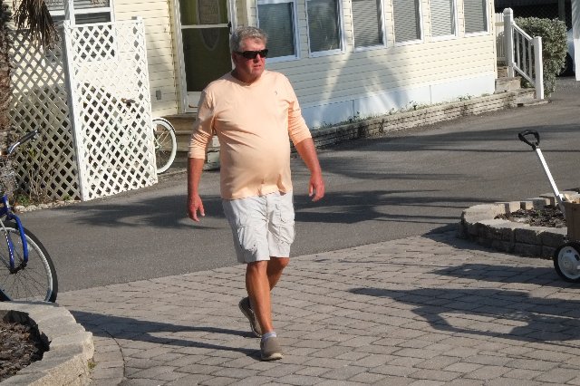 Time change party at the Tiki <br> Photos by Roger Cissa - Slide 9