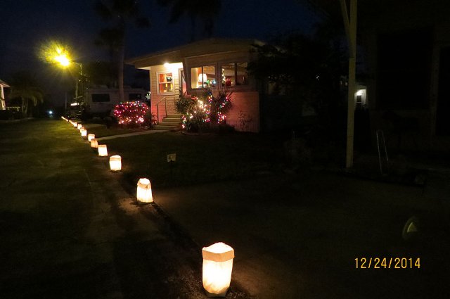 Christmas Eve 2014 <br> Photos by Nora Szabo - Slide 8